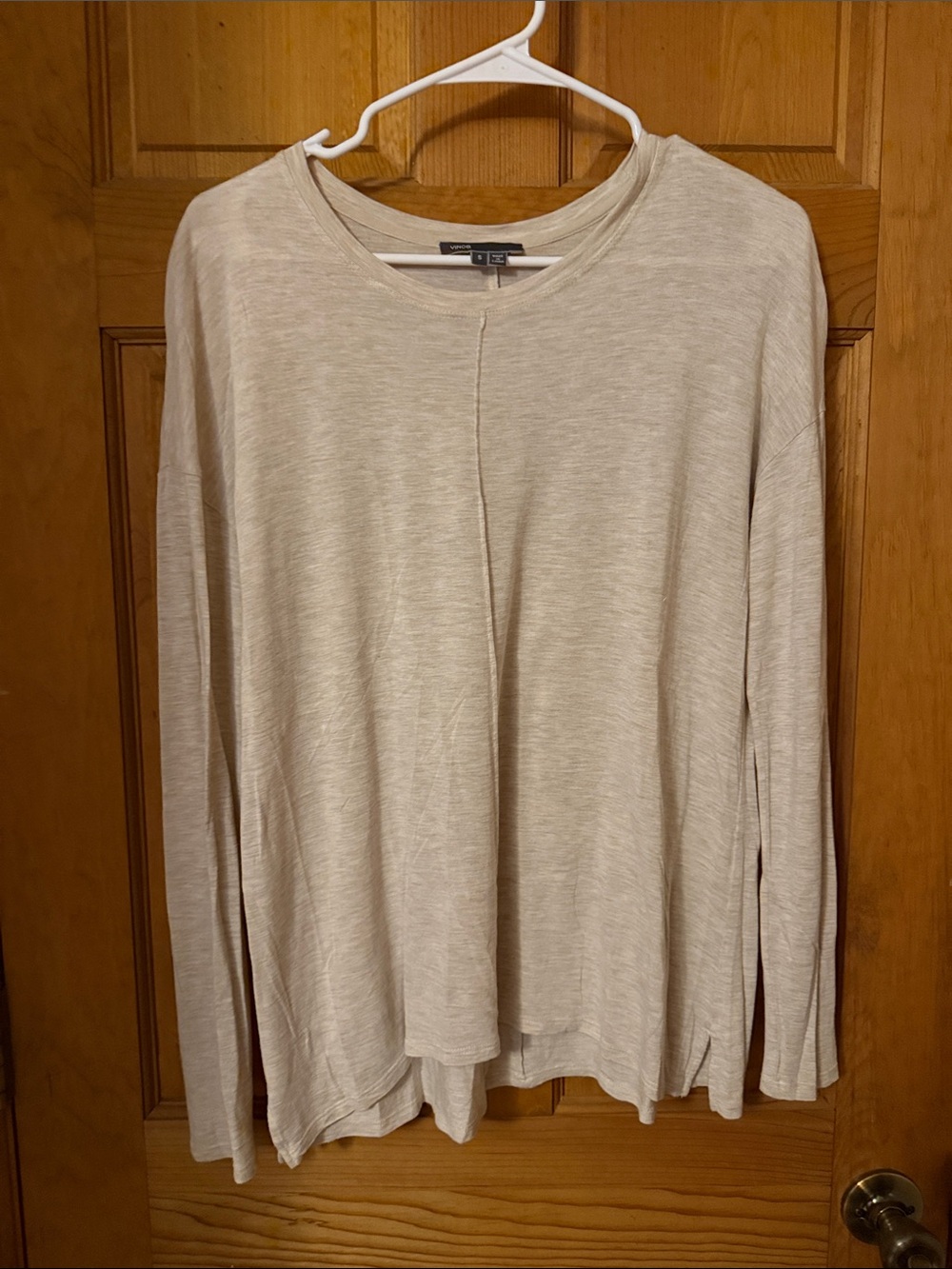 Vince Light Cream Long-Sleeve Crewneck Top